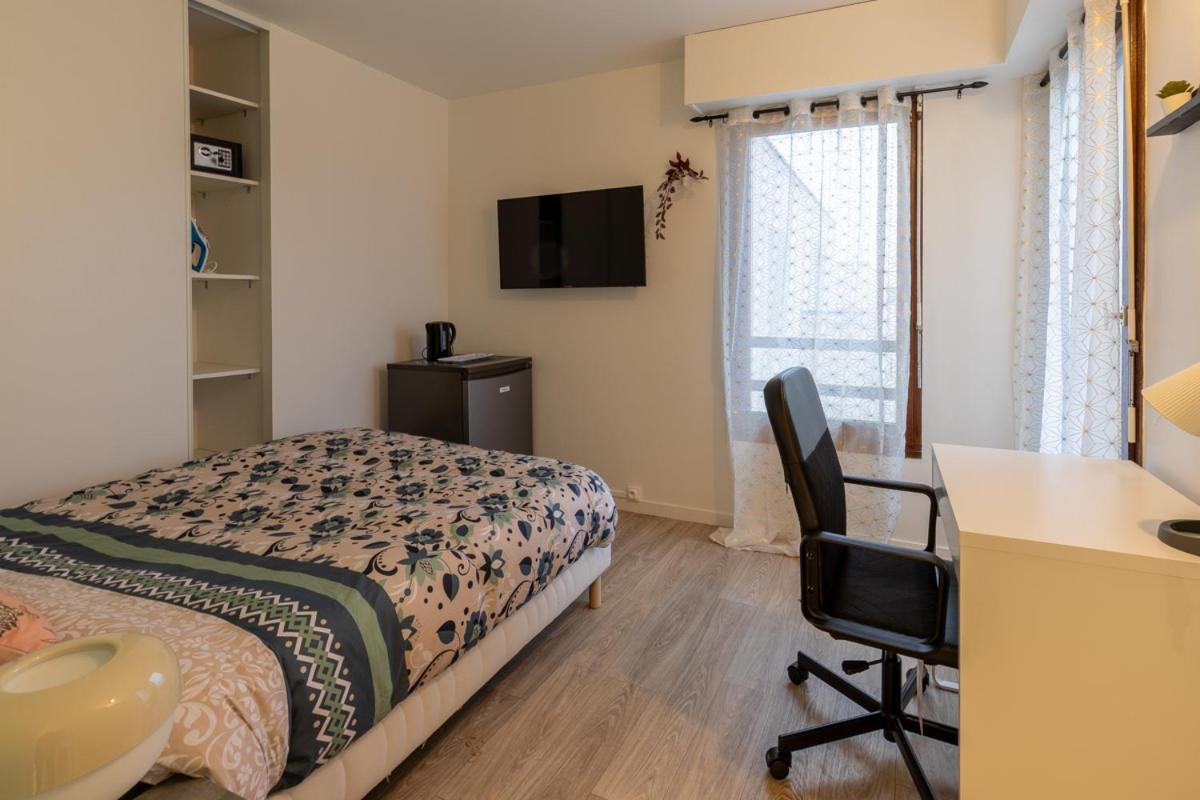 Le Beau Refuge Parisien De Cergy - Parisian Modern Flat At Cergy Bed & Breakfast Dış mekan fotoğraf